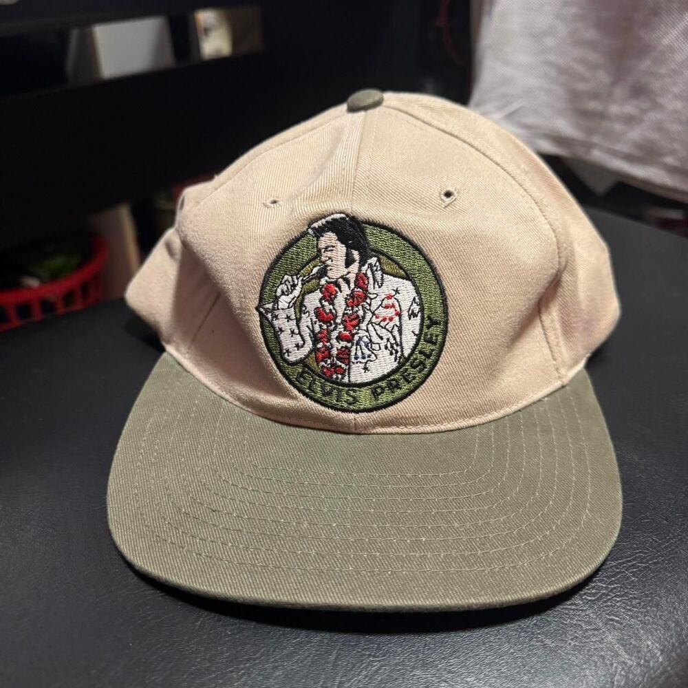 1993 King Features Elvis Men's Tan and Cream Hat